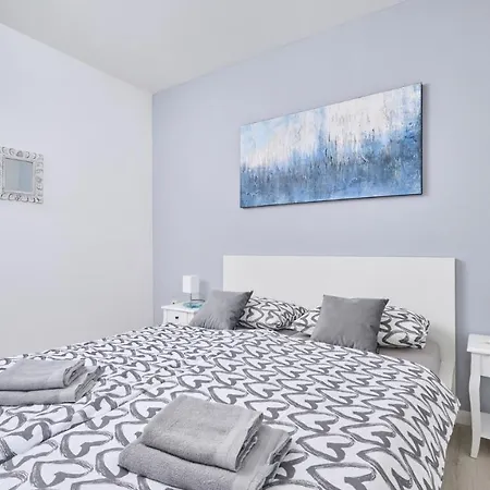 Igor Apartment